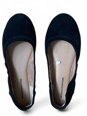 Amazon Essentials Black Slip-On Ballet Flats
